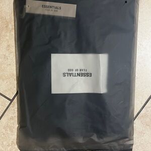 Fear of God Essentials Black T shirt